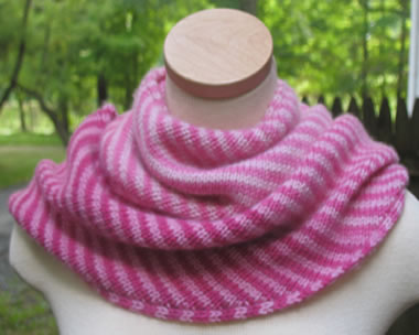 Endless-Ombre-Cowl